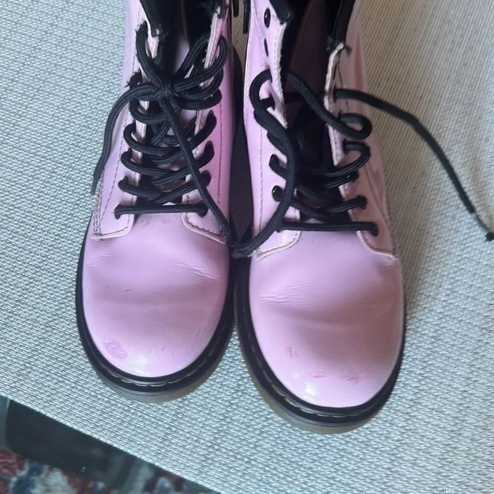 Pink dr martens